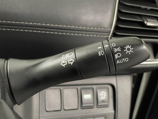 セレナ ハイウェイスター　ダブルエアコン　スマートキー＆プッシュスタート　メモリーナビゲーション　ＬＥＤ　キーレス　ナビＴＶ　横滑防止装置　ミュージックプレイヤー接続可　ＥＴＣ車載器　ＤＶＤ再生　ダブルエアバック　３列シート（23枚目）