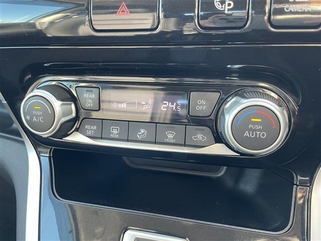 セレナ ハイウェイスター　ダブルエアコン　スマートキー＆プッシュスタート　メモリーナビゲーション　ＬＥＤ　キーレス　ナビＴＶ　横滑防止装置　ミュージックプレイヤー接続可　ＥＴＣ車載器　ＤＶＤ再生　ダブルエアバック　３列シート（28枚目）