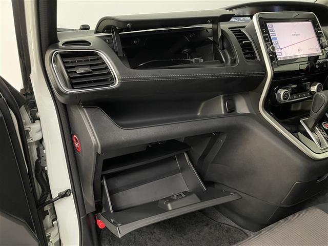 セレナ ハイウェイスター　ダブルエアコン　スマートキー＆プッシュスタート　メモリーナビゲーション　ＬＥＤ　キーレス　ナビＴＶ　横滑防止装置　ミュージックプレイヤー接続可　ＥＴＣ車載器　ＤＶＤ再生　ダブルエアバック　３列シート（31枚目）