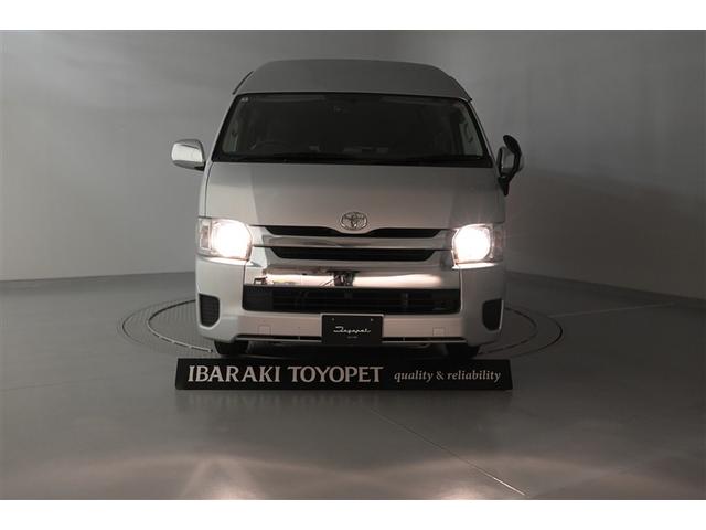 ハイエースワゴン グランドキャビン　パワステ　定期点検記録簿　ダブルエアコン　フルセグ　Ｗエアバック　キーレスエントリー　ＡＢＳ　３列シート　エアバック　メモリーナビ　オートエアコン　ミュージックプレイヤー接続可　インテリキー（7枚目）