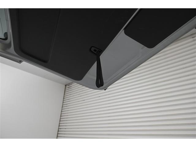 ハイエースワゴン グランドキャビン　パワステ　定期点検記録簿　ダブルエアコン　フルセグ　Ｗエアバック　キーレスエントリー　ＡＢＳ　３列シート　エアバック　メモリーナビ　オートエアコン　ミュージックプレイヤー接続可　インテリキー（18枚目）