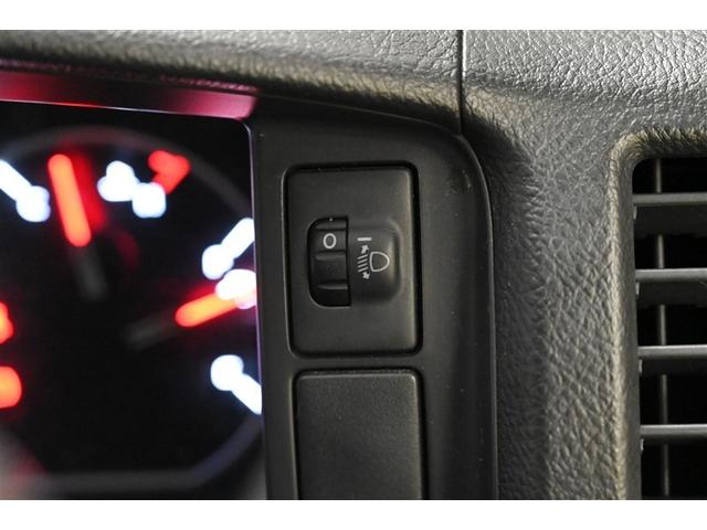 ハイエースワゴン グランドキャビン　パワステ　定期点検記録簿　ダブルエアコン　フルセグ　Ｗエアバック　キーレスエントリー　ＡＢＳ　３列シート　エアバック　メモリーナビ　オートエアコン　ミュージックプレイヤー接続可　インテリキー（23枚目）