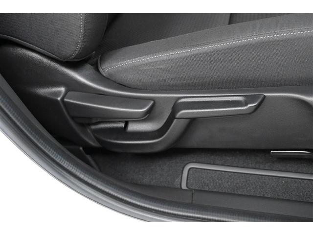 ヴェゼル Ｘ・ホンダセンシング　Ｒカメラ　Ｗエアバッグ　盗難防止　アクティブクルーズコントロール　オートエアコン　ＬＥＤランプ　衝突軽減ブレ－キ　パワステ　整備記録簿　カーテンエアバック　アルミ　スマートキーシステム　横滑り防止機能（14枚目）