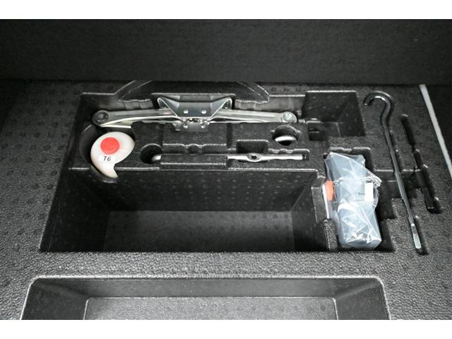 ヴェゼル Ｘ・ホンダセンシング　Ｒカメラ　Ｗエアバッグ　盗難防止　アクティブクルーズコントロール　オートエアコン　ＬＥＤランプ　衝突軽減ブレ－キ　パワステ　整備記録簿　カーテンエアバック　アルミ　スマートキーシステム　横滑り防止機能（36枚目）