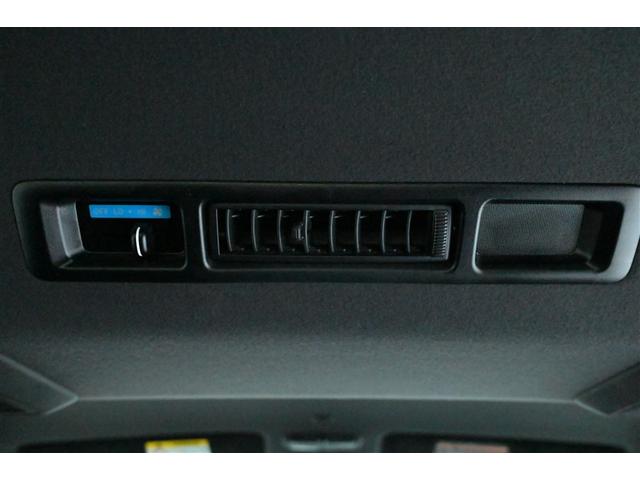 ハイエースバン スーパーＧＬ　ダークプライムＩＩ　衝突回避システム　運転席助手席エアバック　ＥＳＣ　スマートエントリー　ＬＥＤライト　エアコン　パワーウィンドウ　エアバック　キーレスエントリー　イモビライザー　ＥＴＣ付き　パワーステアリング　ＡＢＳ（26枚目）
