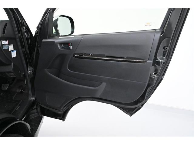 ハイエースバン スーパーＧＬ　ダークプライムＩＩ　衝突回避システム　運転席助手席エアバック　ＥＳＣ　スマートエントリー　ＬＥＤライト　エアコン　パワーウィンドウ　エアバック　キーレスエントリー　イモビライザー　ＥＴＣ付き　パワーステアリング　ＡＢＳ（36枚目）