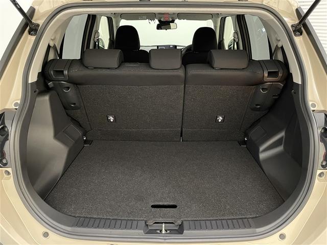 ライズ Ｚ　誤発進抑制機能　エアコン　エアロ　テレビ　スマートキー＆プッシュスタート　地デジＴＶ　ＶＳＡ　盗難防止装置　ミュージックプレイヤー接続可　アイドリングストップ機能　クルコン　バックモニター　キーレス（15枚目）