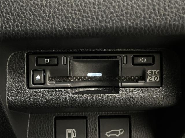 クラウンエステート Ｚ　サンルーフ　パワーシート　４ＷＤ　クルーズコントロール　フルセグテレビ　１００Ｖ充電（10枚目）