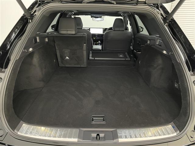 クラウンエステート Ｚ　サンルーフ　パワーシート　４ＷＤ　クルーズコントロール　フルセグテレビ　１００Ｖ充電（19枚目）