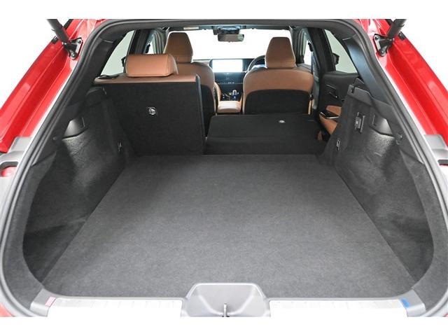 クラウンスポーツ Z AWD フルセグテレビ 1オーナー ETC車載器 TVナビ クルコン 横滑り防止装置 エアバッグ 本革 AC100V ミュージックプレイヤー接続可 メモリナビ キーレス 盗難防止装置 ABS 記録簿(18枚目)