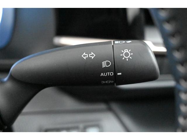 クラウンスポーツ Z AWD フルセグテレビ 1オーナー ETC車載器 TVナビ クルコン 横滑り防止装置 エアバッグ 本革 AC100V ミュージックプレイヤー接続可 メモリナビ キーレス 盗難防止装置 ABS 記録簿(20枚目)