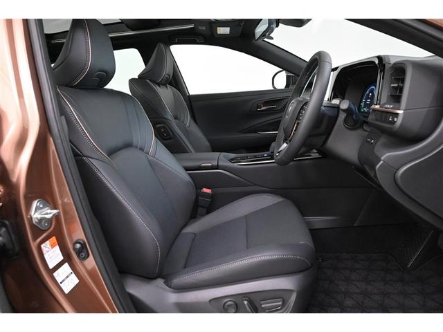 クラウンクロスオーバー Ｚ　インテリジェントクリアランスソナー　ガラスルーフ　ナビＴＶ　Ｐシート　ＡＣ１００Ｖ　ドラレコ　フルセグ　キーレス　フルオートエアコン　オートクルーズコントロール　ＥＴＣ　ミュージックプレイヤー接続可（15枚目）