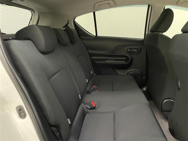 アクア Ｓ　スマートキープッシュスタート　キーレスエントリ　カーナビ　オートエアコン　デュアルエアバック　ＥＳＣ　パワーウィンドウ　ＥＴＣ　ＤＶＤ再生可能　ＳＲＳ　パワーステアリング　ＡＢＳ　メモリーナビ（13枚目）