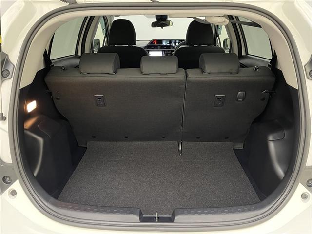 アクア Ｓ　スマートキープッシュスタート　キーレスエントリ　カーナビ　オートエアコン　デュアルエアバック　ＥＳＣ　パワーウィンドウ　ＥＴＣ　ＤＶＤ再生可能　ＳＲＳ　パワーステアリング　ＡＢＳ　メモリーナビ（14枚目）