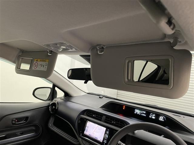 アクア Ｓ　スマートキープッシュスタート　キーレスエントリ　カーナビ　オートエアコン　デュアルエアバック　ＥＳＣ　パワーウィンドウ　ＥＴＣ　ＤＶＤ再生可能　ＳＲＳ　パワーステアリング　ＡＢＳ　メモリーナビ（22枚目）