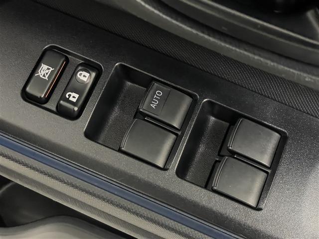 アクア Ｓ　スマートキープッシュスタート　キーレスエントリ　カーナビ　オートエアコン　デュアルエアバック　ＥＳＣ　パワーウィンドウ　ＥＴＣ　ＤＶＤ再生可能　ＳＲＳ　パワーステアリング　ＡＢＳ　メモリーナビ（29枚目）