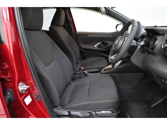 ヤリス ハイブリッドＺ　ＰＣＳ　ＤＶＤ　地デジ　ＡＷ　Ｂカメラ　ドラレコ付　ＬＥＤランプ　スマキー　ＥＴＣ付き　メディアプレイヤー接続　ナビＴＶ　ＶＳＣ　パワステ　クルコン　カーテンエアバック　キーフリー　ＡＢＳ　イモビ（14枚目）