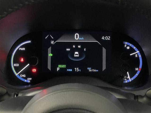 ヤリスクロス ハイブリッドＺ　ドライブレコーダ　インテリジェントキー　アルミホイル　ＬＥＤライト　リアカメラ　クルーズコントロール　整備記録簿　横滑り防止システム　ナビＴＶ　メモリーナビゲーション　電動シ－ト　パワステ　キーフリー（9枚目）