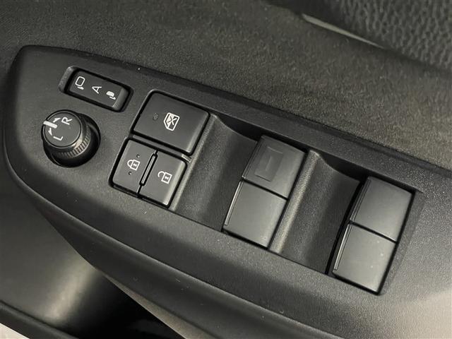 ヤリスクロス ハイブリッドＺ　ドライブレコーダ　インテリジェントキー　アルミホイル　ＬＥＤライト　リアカメラ　クルーズコントロール　整備記録簿　横滑り防止システム　ナビＴＶ　メモリーナビゲーション　電動シ－ト　パワステ　キーフリー（37枚目）