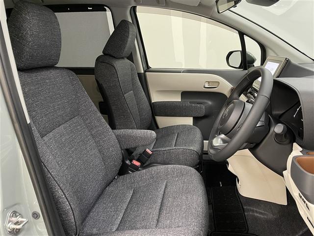 シエンタ ハイブリッドＺ　ＴＳＳ　エアバック　キーレスエントリー　イモビライザー　整備記録簿　バックモニター　ＬＥＤヘッドライト　ＥＴＣ車載器　横滑り防止　スマートキー　オートエアコン　サイドエアバッグ　ＷＳＲＳ　ＡＢＳ（13枚目）