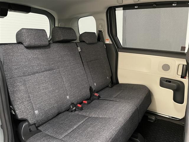 シエンタ ハイブリッドＺ　ＴＳＳ　エアバック　キーレスエントリー　イモビライザー　整備記録簿　バックモニター　ＬＥＤヘッドライト　ＥＴＣ車載器　横滑り防止　スマートキー　オートエアコン　サイドエアバッグ　ＷＳＲＳ　ＡＢＳ（14枚目）