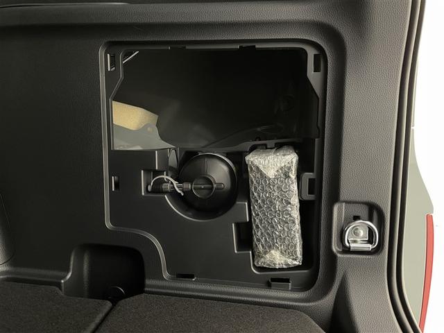 シエンタ ハイブリッドＺ　ＴＳＳ　エアバック　キーレスエントリー　イモビライザー　整備記録簿　バックモニター　ＬＥＤヘッドライト　ＥＴＣ車載器　横滑り防止　スマートキー　オートエアコン　サイドエアバッグ　ＷＳＲＳ　ＡＢＳ（33枚目）