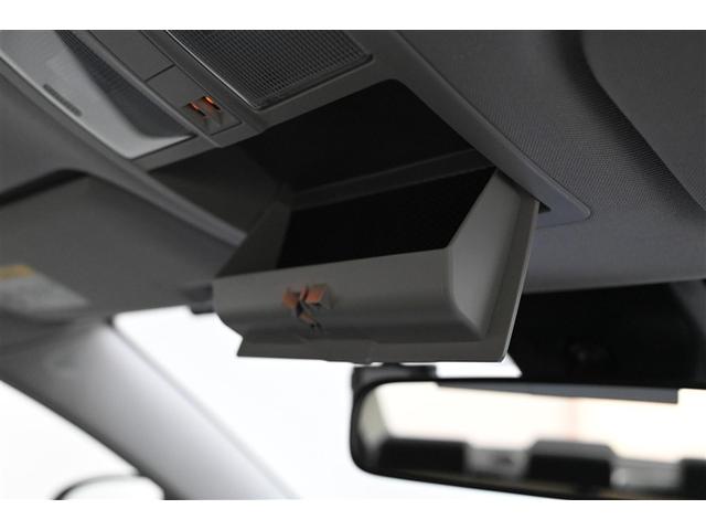 ���T���O���X�Ȃǂ����[����̂ɕ֗��ȃI�[�o�[�w�b�h�R���\�[���𑕔��B