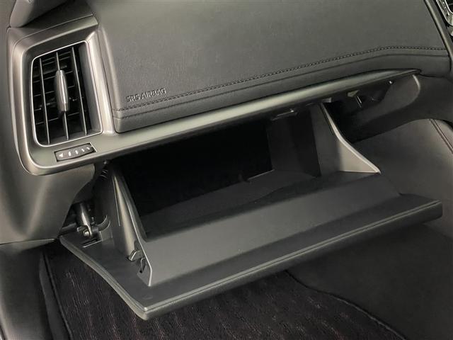 ����ȃO���[�u�{�b�N�X�@�����B�@�Ԍ��؂�戵��������ۊǂ���̂ɕ֗��ł��B