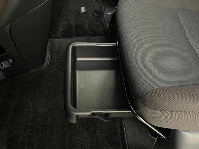 ルーミー Ｇ－Ｔ　Ｂカメラ　ＬＥＤライト　ウォークスルー　両側自動ドア　オートエアコン　イモビライザー　スマートキー　点検記録簿　ＤＶＤ　メディアプレイヤー接続　横滑り防止　Ａ－ＳＴＯＰ　地デジＴＶ　ＥＴＣ付き　エアＢ（32枚目）