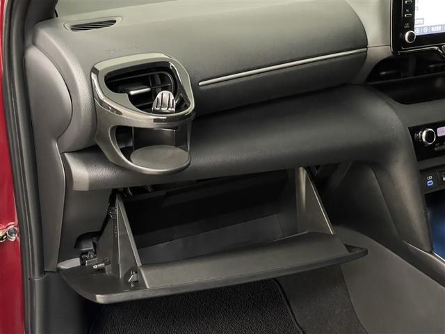 ヤリスクロス ハイブリッドＺ　スマートキ　衝突軽減ブレーキ　リヤカメラ　点検記録簿　ＬＥＤヘッドライ　ＥＳＣ　クルーズＣ　パワーステアリング　アルミホイール　ＥＴＣ車載器　運転席パワーシート　イモビ　キーフリー　フルオートエアコン（32枚目）