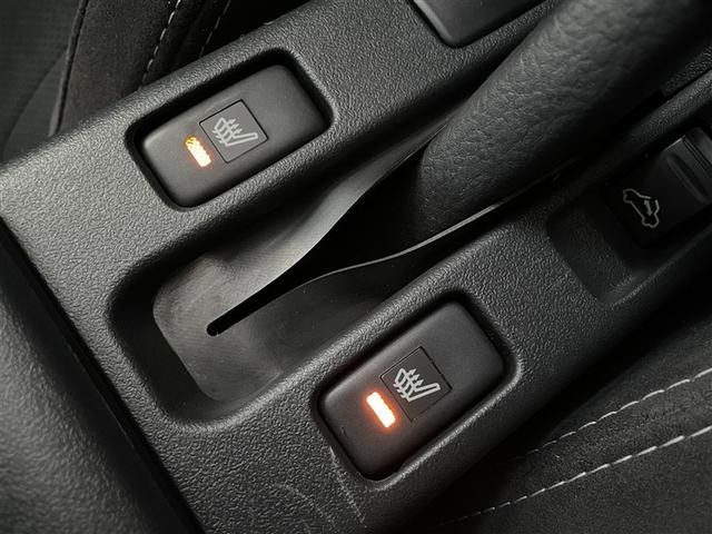 コペン ローブ　Ｓ　ダブルエアバック　ナビＴＶ　パワーウィンド　キーレス　ＡＡＣ　記録簿　ＡＷ　ＤＶＤ再生　エアバック　地デジＴＶ　Ｉ－ＳＴＯＰ　ミュージックプレイヤー接続可　ＬＥＤ　ＡＢＳ　スマ－トキー　パワーステ（22枚目）