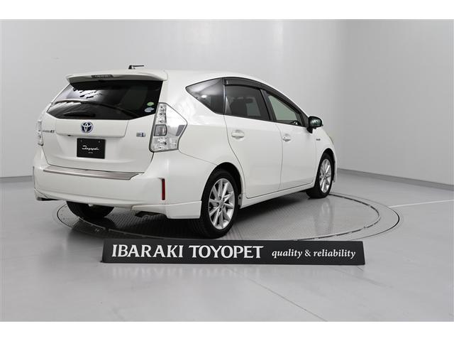 プリウスα Ｓツーリングセレクション　助手席エアバッグ　ナビＴＶ　イモビライザー　スマートキープッシュスタート　パワーステアリング　キーレス　ＥＴＣ車載器　三列シート　横滑り防止機能　ＬＥＤヘッドライト　記録簿付　ドライブレコーダー　ＡＷ（6枚目）