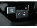 電動パーキングブレーキ&ブレーキホールドです。 パーキングブレーキの作動と解除が簡単に行えます。