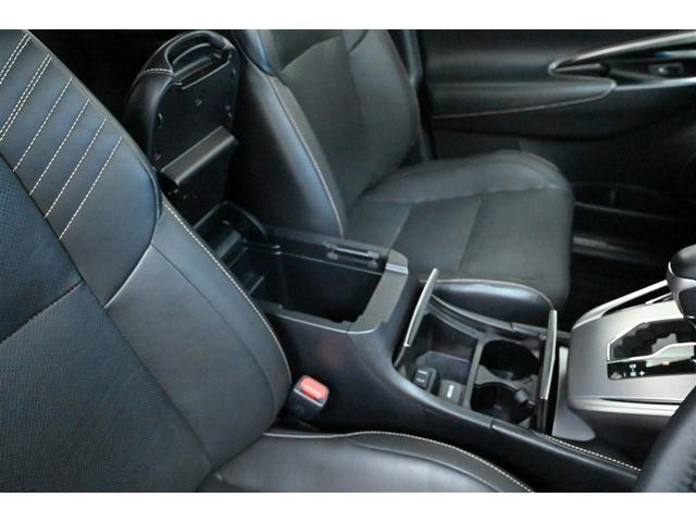 ハリアー プレミアム メタル アンド レザーパッケージ 横滑り防止機能 メモリナビ プリクラッシュセーフティー レザーシート キーレス アルミホイール ABS 地デジ エアロ バックガイドモニター クルーズコントロール 盗難防止装置 LEDヘッドライト(31枚目)