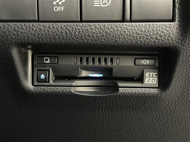 ハリアー Ｚ　盗難防止　運転席パワーシート　地デジ　横滑防止装置　リアビューカメラ　ヘッドライトＬＥＤ　アルミホイール　点検記録簿　Ｗエアバッグ　キーレス　スマートキ－　サイドエアバッグ　エアコン　ナビ＆ＴＶ（9枚目）