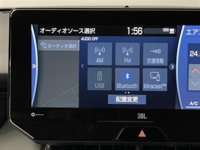 ハリアー Ｚ　盗難防止　運転席パワーシート　地デジ　横滑防止装置　リアビューカメラ　ヘッドライトＬＥＤ　アルミホイール　点検記録簿　Ｗエアバッグ　キーレス　スマートキ－　サイドエアバッグ　エアコン　ナビ＆ＴＶ（12枚目）