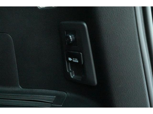 アルファードハイブリッド エグゼクティブラウンジ　サンル－フ　インテリジェントクリアランスソナー　地デジＴＶ　両側電動スライドドア　黒革シート　バックモニタ－　ＬＥＤライト　横滑り防止機能　４ｗｄ　３列シート　オートクルーズコントロール　Ｐシート（31枚目）