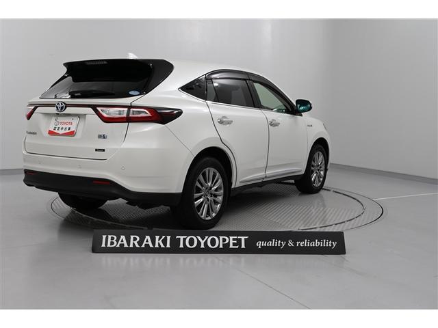 ハリアーハイブリッド プログレス　整備記録簿　Ｐシート　ＬＥＤ　ナビＴＶ　地デジ　パワーステアリング　ＥＴＣ車載器　オートエアコン　ＤＶＤ　ＡＢＳ　Ｂカメラ　パワーウィンドウ　エアバッグ　キーレス　ドラレコ　スマートキー　横滑防止装置（7枚目）