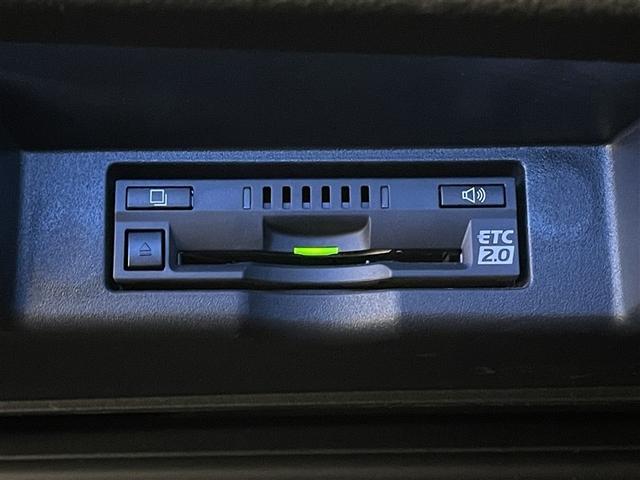 ハリアー プレミアム　カーテンエアバッグ　クルーズＣ　記録簿あり　ＡＣ１００Ｖ　Ｂカメラ　電動パワーシート　ＬＥＤライト　メモリナビ　横滑り防止機能　オートエアコン　Ａストップ　エアバッグ　ＡＷ　ＤＶＤ再生可　ナビ＆ＴＶ（10枚目）