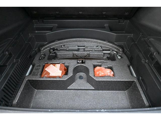 ハリアー G レザーパッケージ メモリナビ レザーシート クルーズコントロール バックモニター 横滑り防止機能 盗難防止装置 電動シート キーレス アルミホイール ナビ&TV スマートキー ミュージックプレイヤー接続可 記録簿(32枚目)