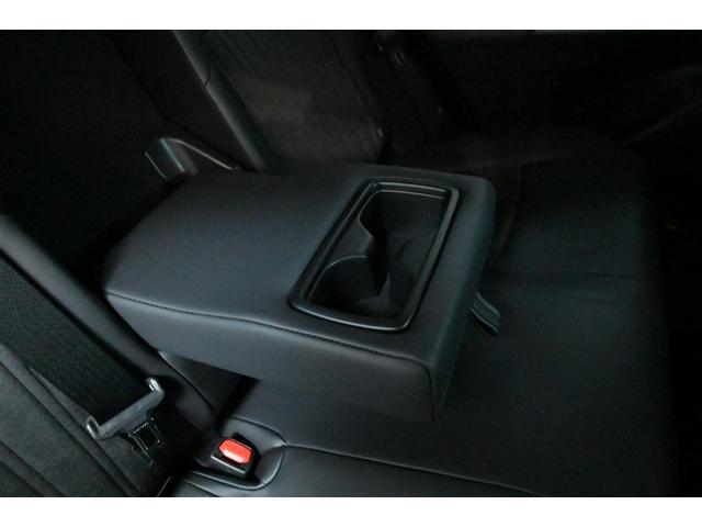 ハリアー Z クルーズC エアロ Bカメラ 記録簿有 イモビ ナビTV アルミホイル ETC車載器 ESC メディアプレイヤー接続 エアバッグ スマートキー オートエアコン キーフリー サイドエアバッグ ABS(16枚目)