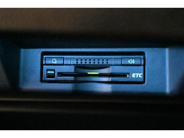 ハリアー プレミアム アイスト ETC車載器 バックガイドモニター PWシート 記録簿あり DVD視聴可 助手席エアバック AW LEDヘットライト クルーズC カーテンエアバッグ メモリナビ オートエアコン ナビTV(10枚目)