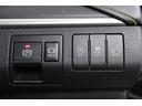プレミアム　カーテンエアバッグ　クルーズＣ　記録簿あり　Ｂカメラ　電動パワーシート　ＬＥＤライト　メモリナビ　横滑り防止機能　オートエアコン　Ａストップ　エアバッグ　ＡＷ　ＤＶＤ再生可　パワーウィンドウ　キーレス（22枚目）