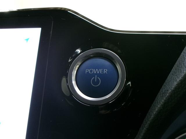 ノア ハイブリッドＧ　フルセグ　メモリーナビ　ＤＶＤ再生　ミュージックプレイヤー接続可　バックカメラ　衝突被害軽減システム　ＥＴＣ　ドラレコ　両側電動スライド　ＬＥＤヘッドランプ　乗車定員７人　３列シート　ワンオーナー（18枚目）