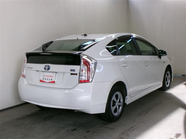 プリウス Ｓ　ワンセグ　メモリーナビ　ミュージックプレイヤー接続可　バックカメラ　ＥＴＣ　ＨＩＤヘッドライト　記録簿　アイドリングストップ（3枚目）