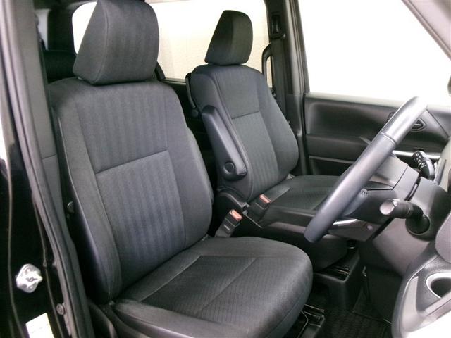 ノア Ｓ－Ｇ　フルセグ　メモリーナビ　ＤＶＤ再生　ミュージックプレイヤー接続可　バックカメラ　衝突被害軽減システム　ＥＴＣ　ドラレコ　電動スライドドア　ＬＥＤヘッドランプ　ウオークスルー　乗車定員８人　３列シート（6枚目）