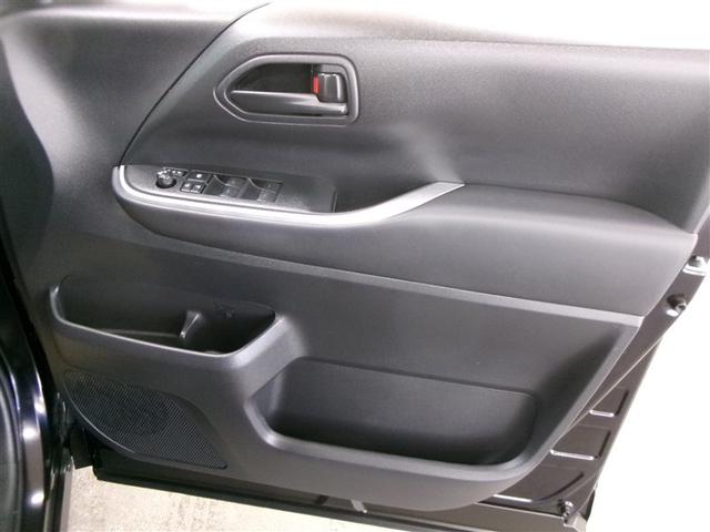 ノア Ｓ－Ｇ　フルセグ　メモリーナビ　ＤＶＤ再生　ミュージックプレイヤー接続可　バックカメラ　衝突被害軽減システム　ＥＴＣ　ドラレコ　電動スライドドア　ＬＥＤヘッドランプ　ウオークスルー　乗車定員８人　３列シート（9枚目）