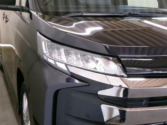 ノア Ｓ－Ｇ　フルセグ　メモリーナビ　ＤＶＤ再生　ミュージックプレイヤー接続可　バックカメラ　衝突被害軽減システム　ＥＴＣ　ドラレコ　電動スライドドア　ＬＥＤヘッドランプ　ウオークスルー　乗車定員８人　３列シート（27枚目）