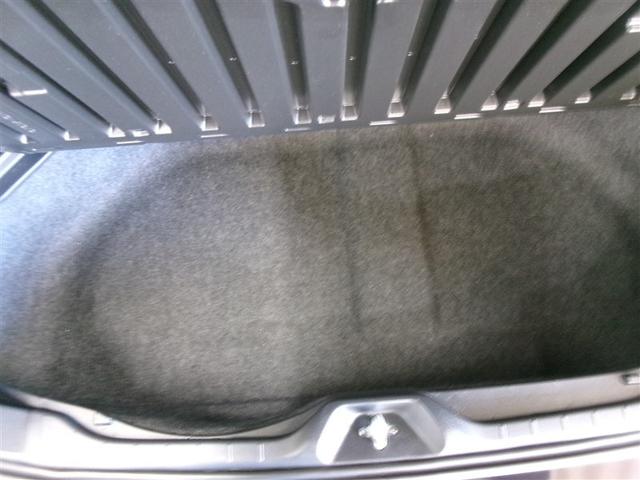 ノア Ｓ－Ｇ　フルセグ　メモリーナビ　ＤＶＤ再生　ミュージックプレイヤー接続可　バックカメラ　衝突被害軽減システム　ＥＴＣ　ドラレコ　電動スライドドア　ＬＥＤヘッドランプ　ウオークスルー　乗車定員８人　３列シート（32枚目）