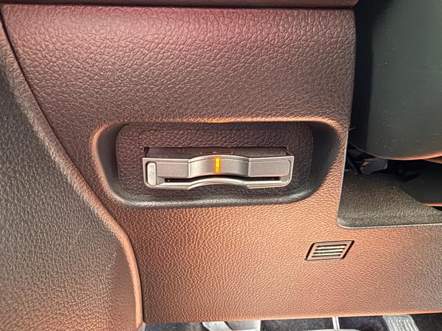 エクストレイル 20GT S 社外9インチSDナビ・フルセグ・DVD・Bluetooth 社外3wayスピーカーシステム 社外ウーハー 社外アンプ バックカメラ 社外マフラー ドライブレコーダー前後 サンルーフ ルーフキャリア(45枚目)